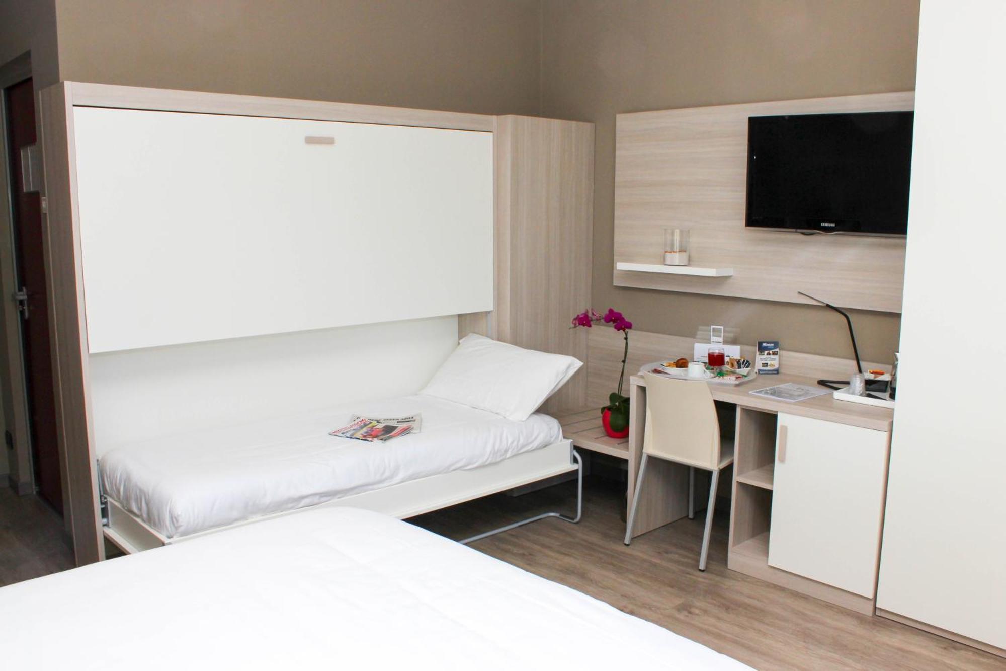 Best Quality Hotel La Darsena Moncalieri Eksteriør billede